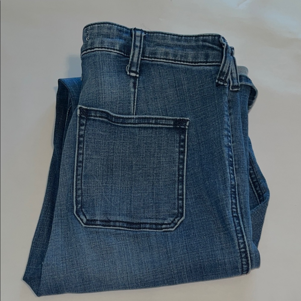 Abercrombie & Fitch Flare Leg High Rise Size 27 - Picture 3 of 16